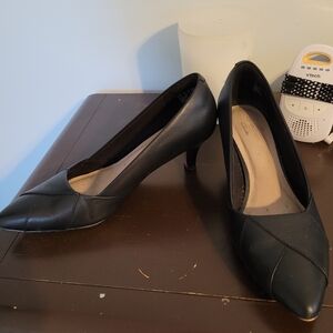 Elegant Clarks Black Women's Heels